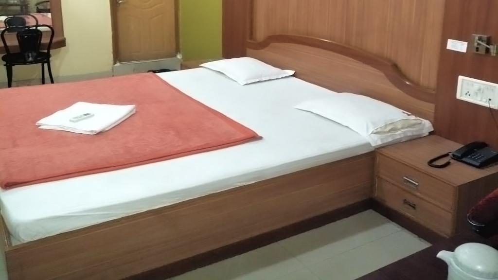 Hotel Paul Heights Jharsuguda Exteriör bild